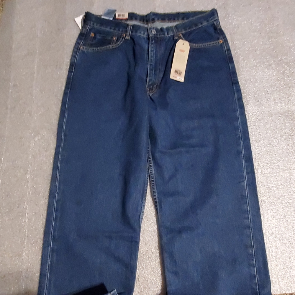 Levi's Stratus 550 MENS JEANS 36 × 36.        0315